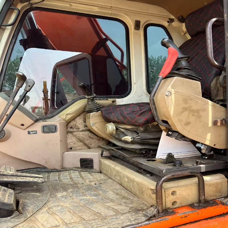 Doosan150 Authentic image 9