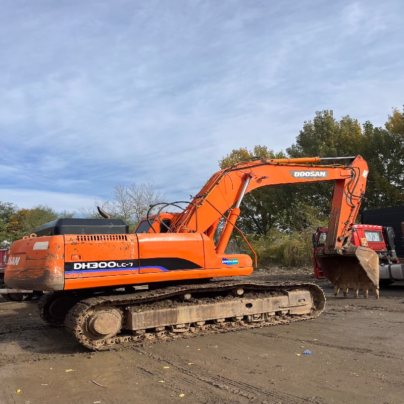 Doosan 300 Authentic image 4